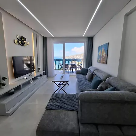 Modern 2br Retreat With Sea-view *